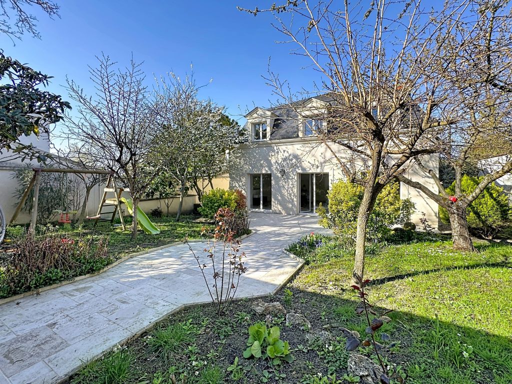 maison 6 Pièces en vente sur RUEIL MALMAISON (92500) - Plus de details