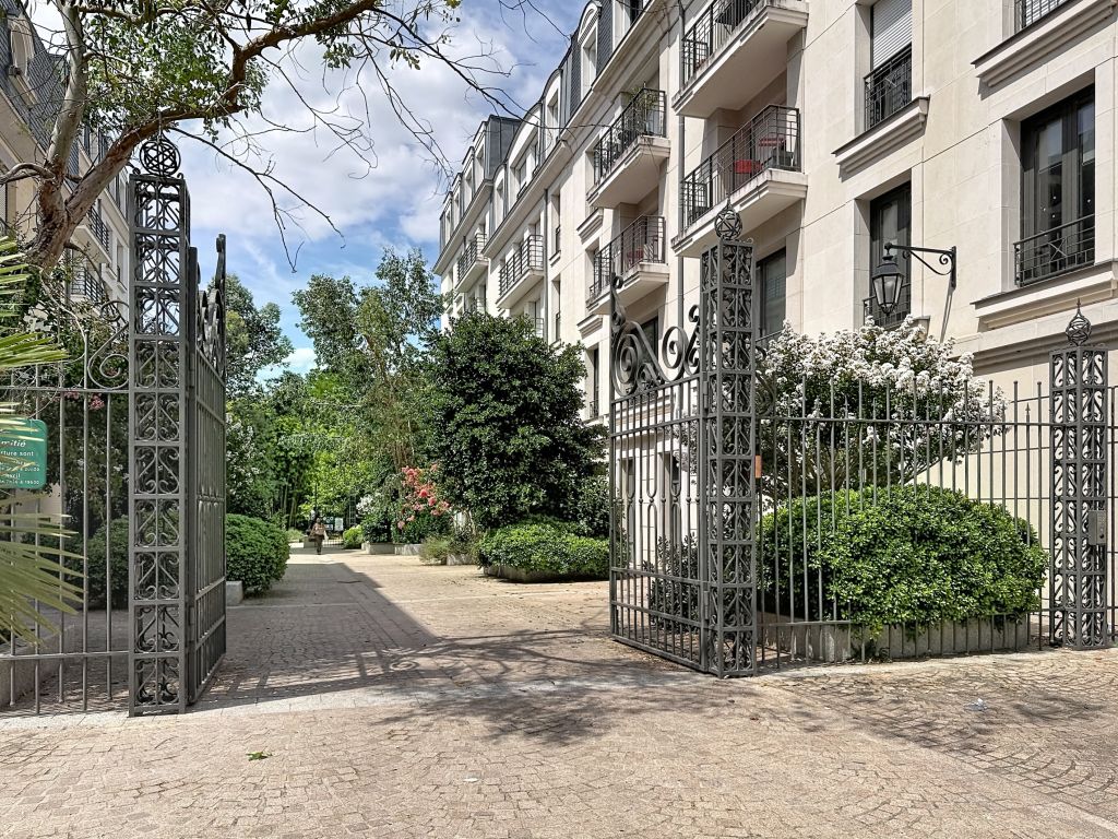 appartement 3 Pièces en vente sur RUEIL MALMAISON (92500) - Plus de details