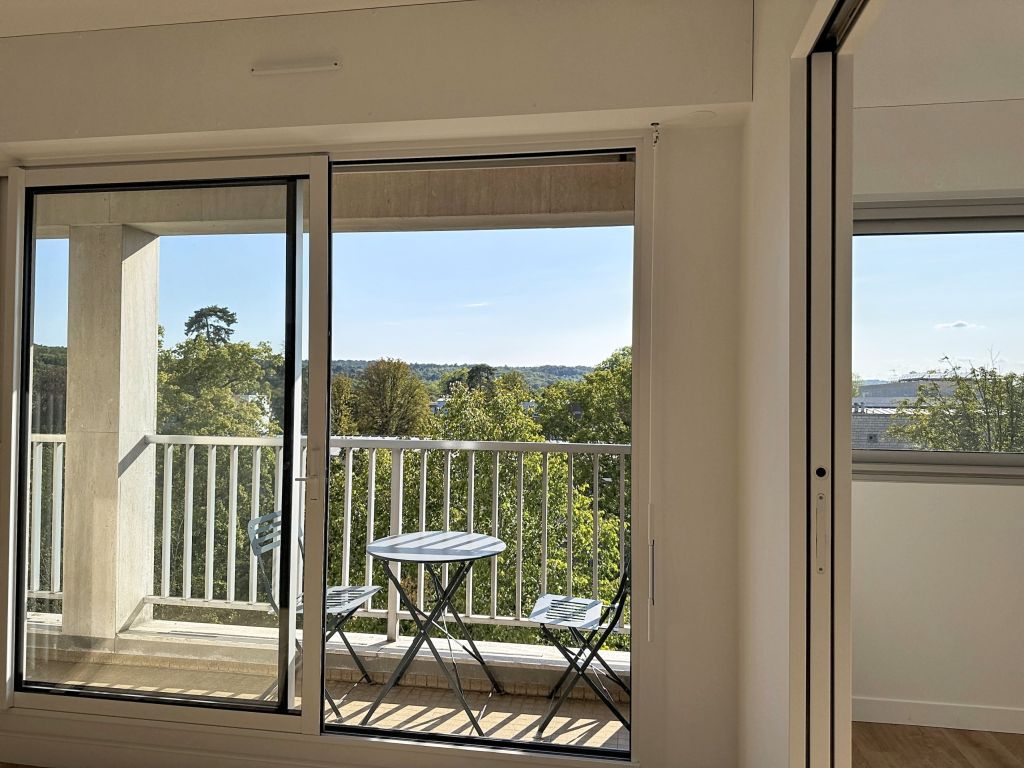 appartement 4 Pièces en vente sur RUEIL MALMAISON (92500) - Plus de details