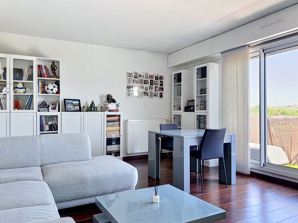 appartement 2 Pièces en location sur RUEIL MALMAISON (92500) - Plus de details