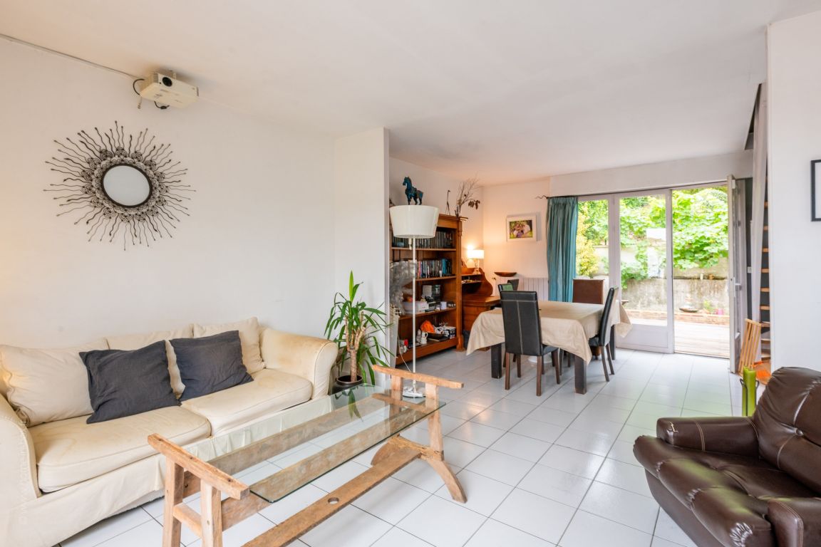 maison 6 Pièces en vente sur RUEIL MALMAISON (92500) - Plus de details