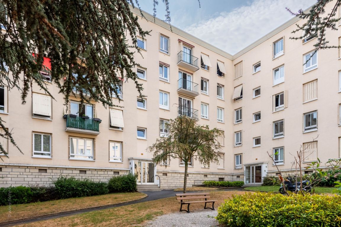 appartement 3 Pièces en location sur RUEIL MALMAISON (92500) - Plus de details