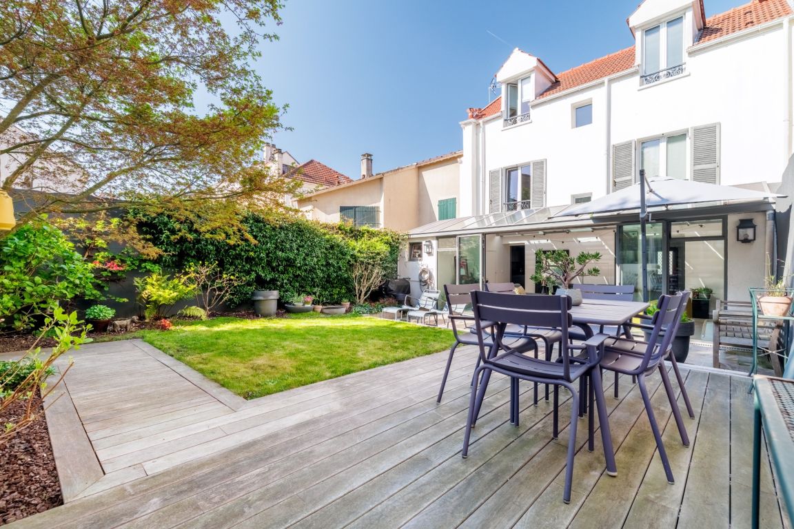 maison 7 Pièces en vente sur RUEIL MALMAISON (92500) - Plus de details