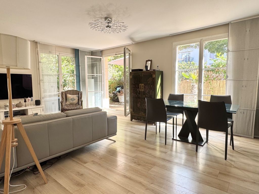 appartement 4 Pièces en vente sur RUEIL MALMAISON (92500) - Plus de details