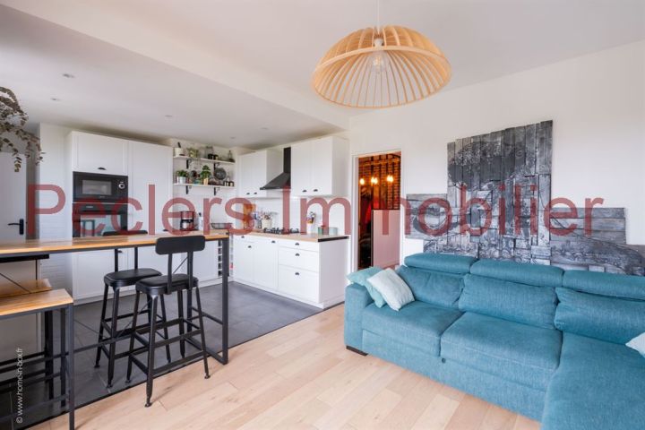 appartement 4 pièces en vente sur RUEIL MALMAISON (92500) Vente Appartement Rueil-Malmaison (92500) 85 m²