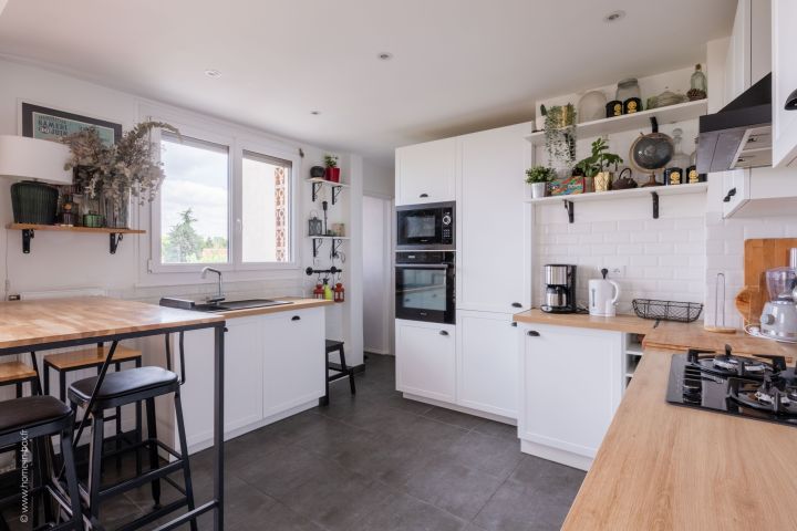 appartement 4 pièces en vente sur RUEIL MALMAISON (92500) Vente Appartement Rueil-Malmaison 92500 85 m²