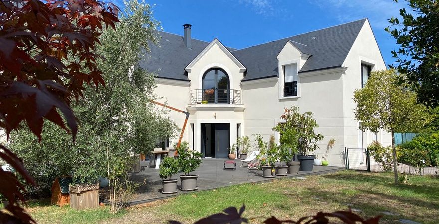 92500 RUEIL-MALMAISON MAISON